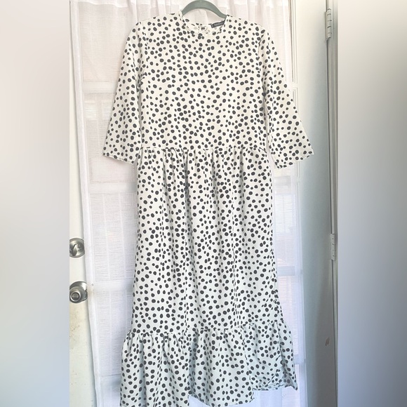 Boohoo - midi dress NWOT - Picture 2 of 9